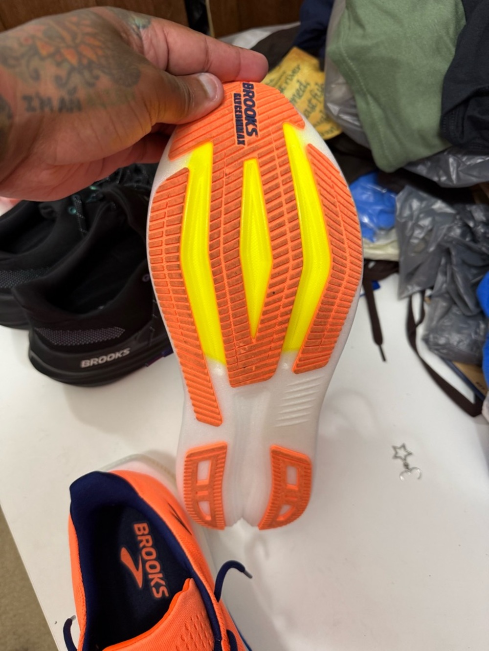 Brooks Glycerin Max 2 - Picture 3 of 9